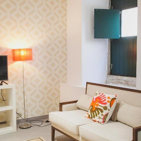เลิฟวิง เชียโด Apartment ลิสบอน ภายนอก รูปภาพ