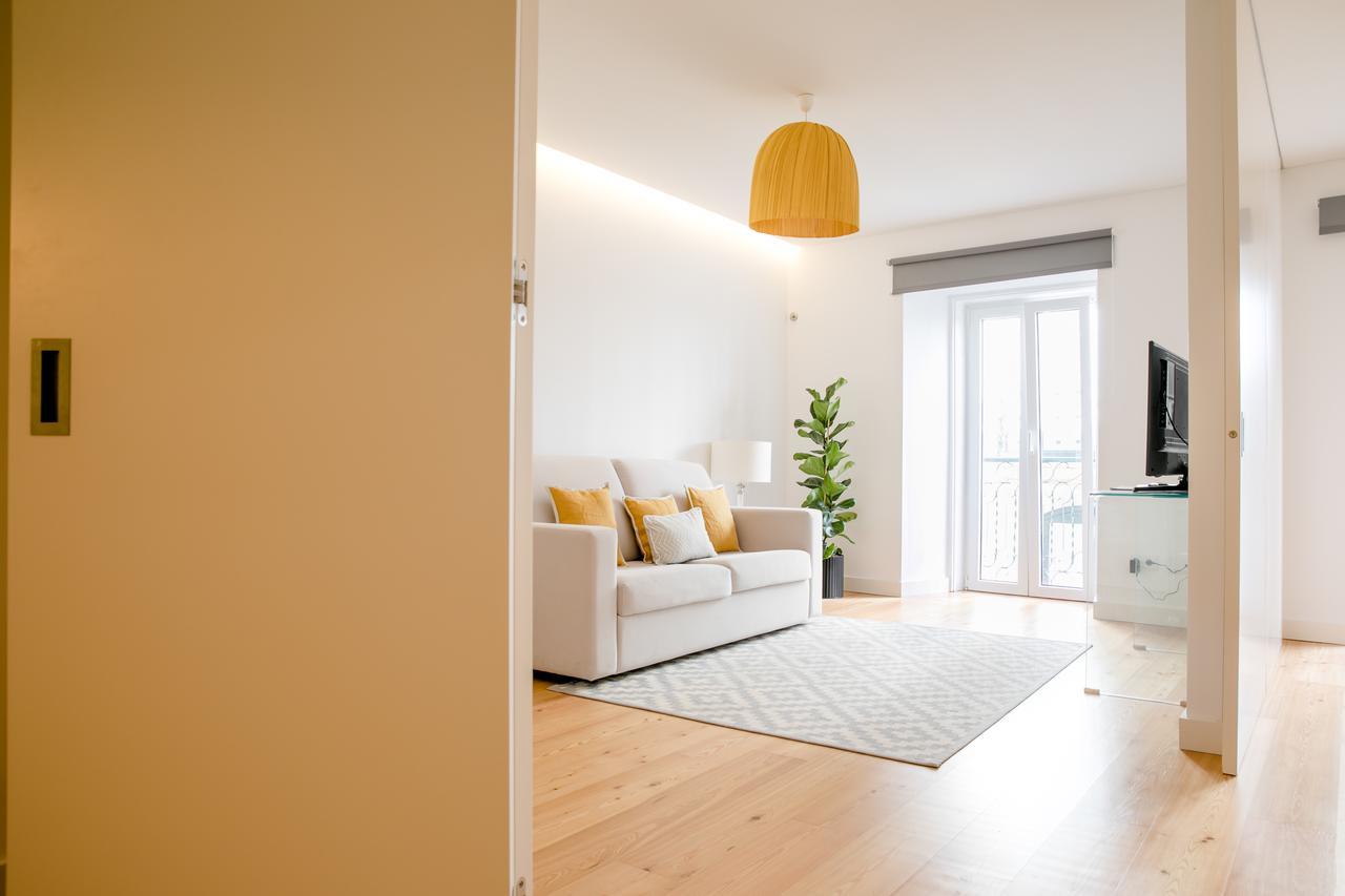 เลิฟวิง เชียโด Apartment ลิสบอน ภายนอก รูปภาพ